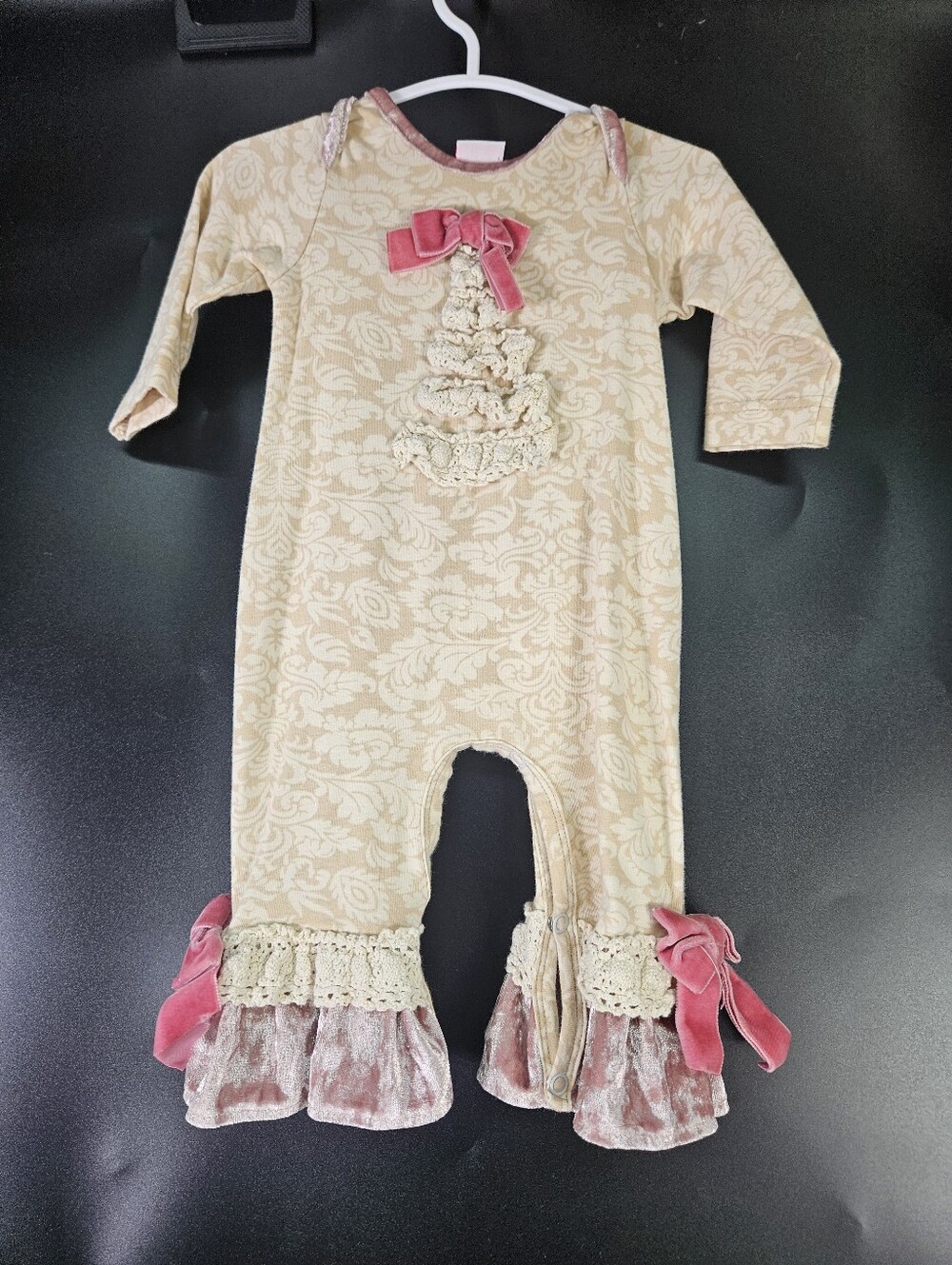 Ric Rac Ruffles Christmas Outfit